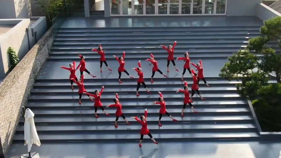 【视频】户外拓展宣传片——红舞鞋舞校